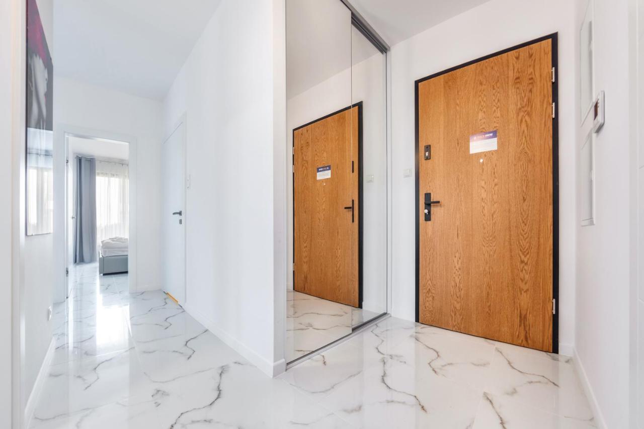 Luxury Long Island Suite Gdansk Exterior photo