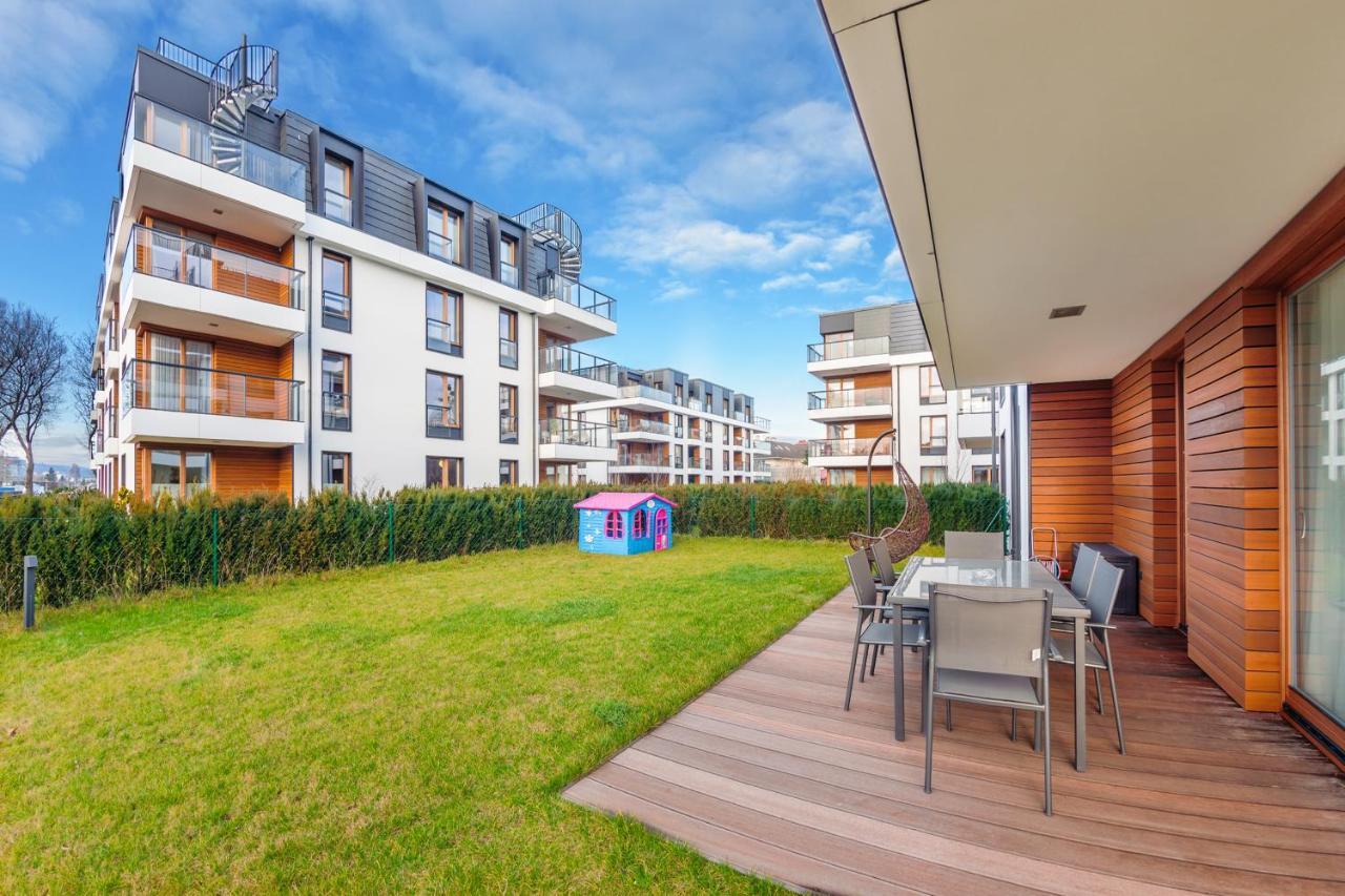 Luxury Long Island Suite Gdansk Exterior photo