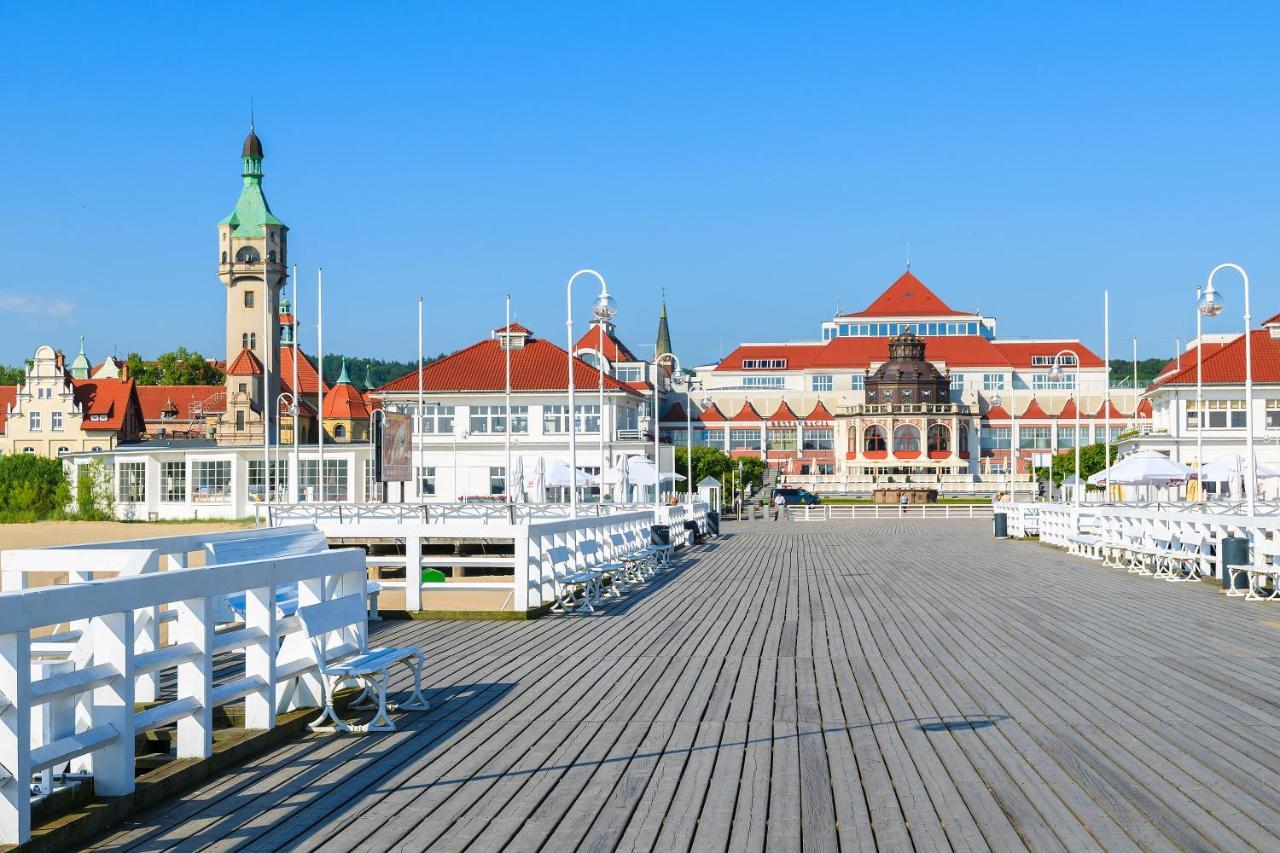 Luxury Long Island Suite Gdansk Exterior photo