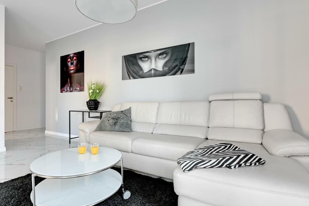 Luxury Long Island Suite Gdansk Exterior photo