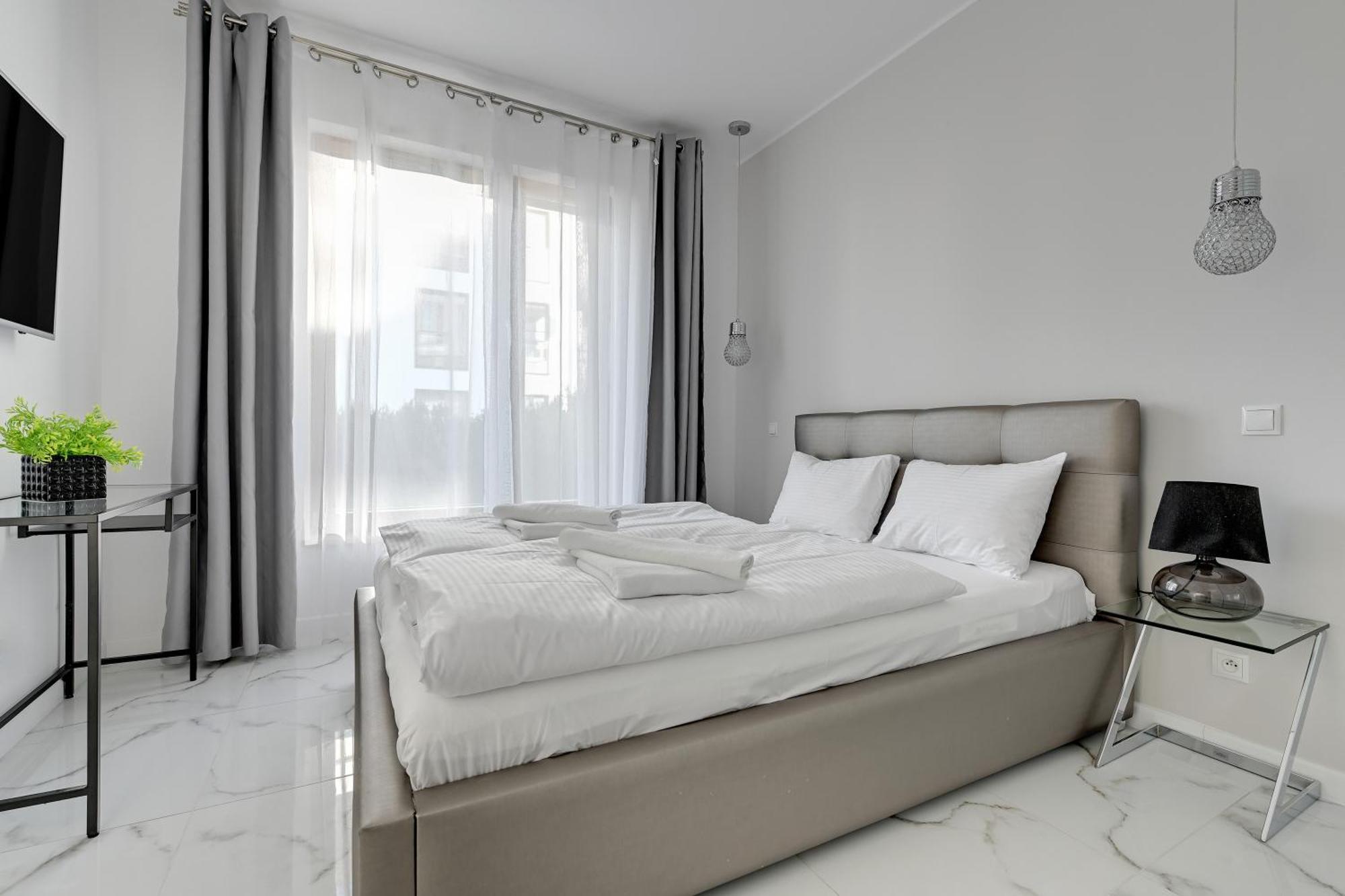 Luxury Long Island Suite Gdansk Exterior photo